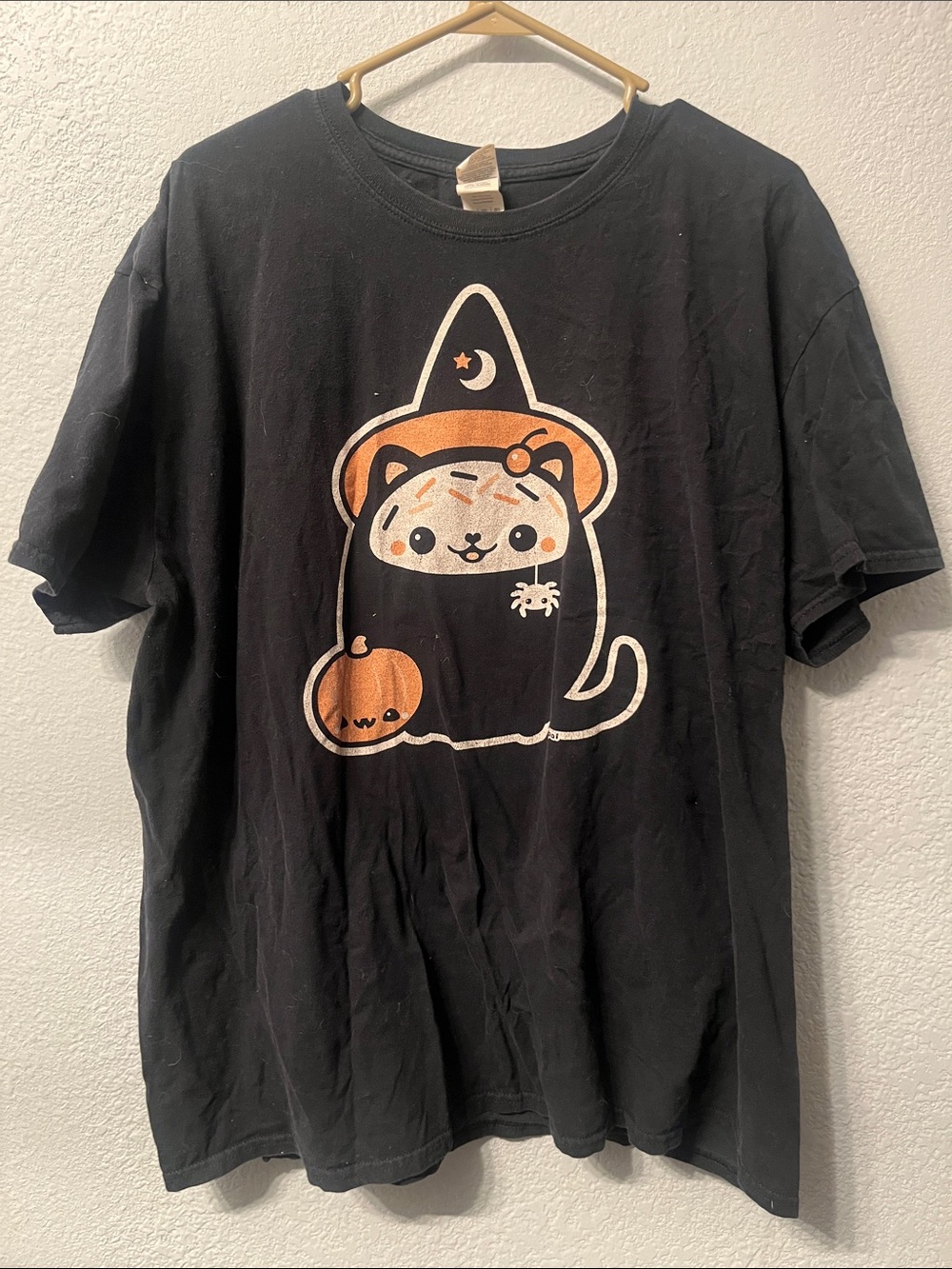 Black Halloween Cat Graphic Tee